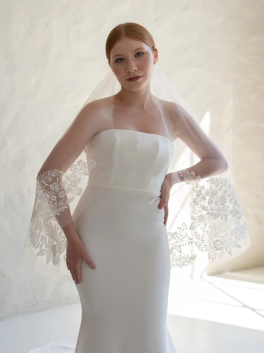 CAMILLE - Réti virágos tüllfátyol