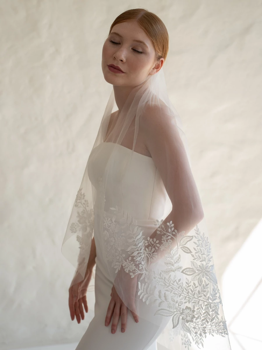 CAMILLE - Réti virágos tüllfátyol