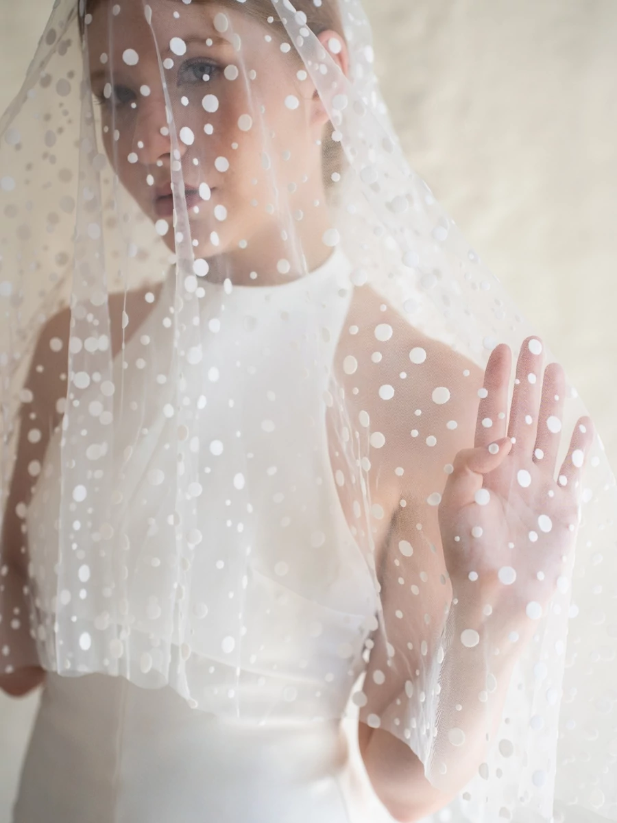ÉLISE - Pöttyös tüllfátyol blusherrel