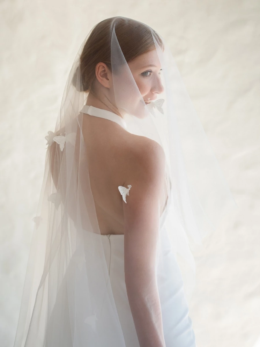 SERENA - tüllfátyol 3D pillangó applikációval